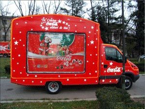 panneaux publicitaires sur camions