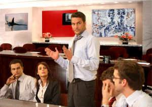 Placer une �uvre d'art dans votre bureau.