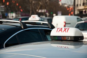 Distributeur automatique pour taxi